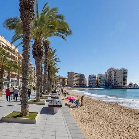 Apartamento En La Urbanizacion El Paraiso *