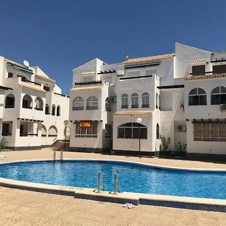 Apartamento En La Urbanizacion El Paraiso Apartamento