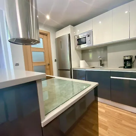 Apartamento En La Urbanizacion El Paraiso * Torrevieja
