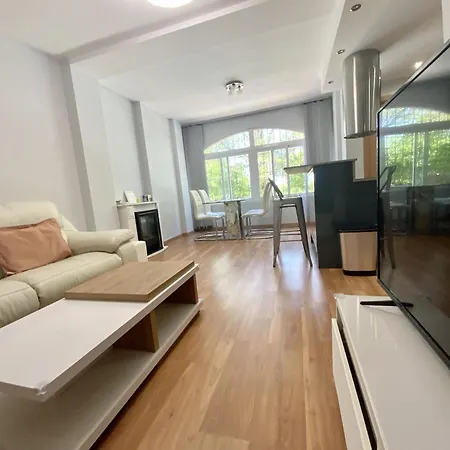 Apartamento En La Urbanizacion El Paraiso Apartamento *