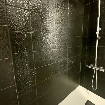 Apartamento En La Urbanizacion El Paraiso Apartamento *